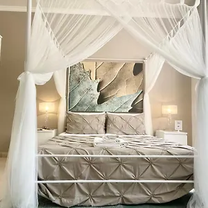 Al Politeama Bed & Breakfast